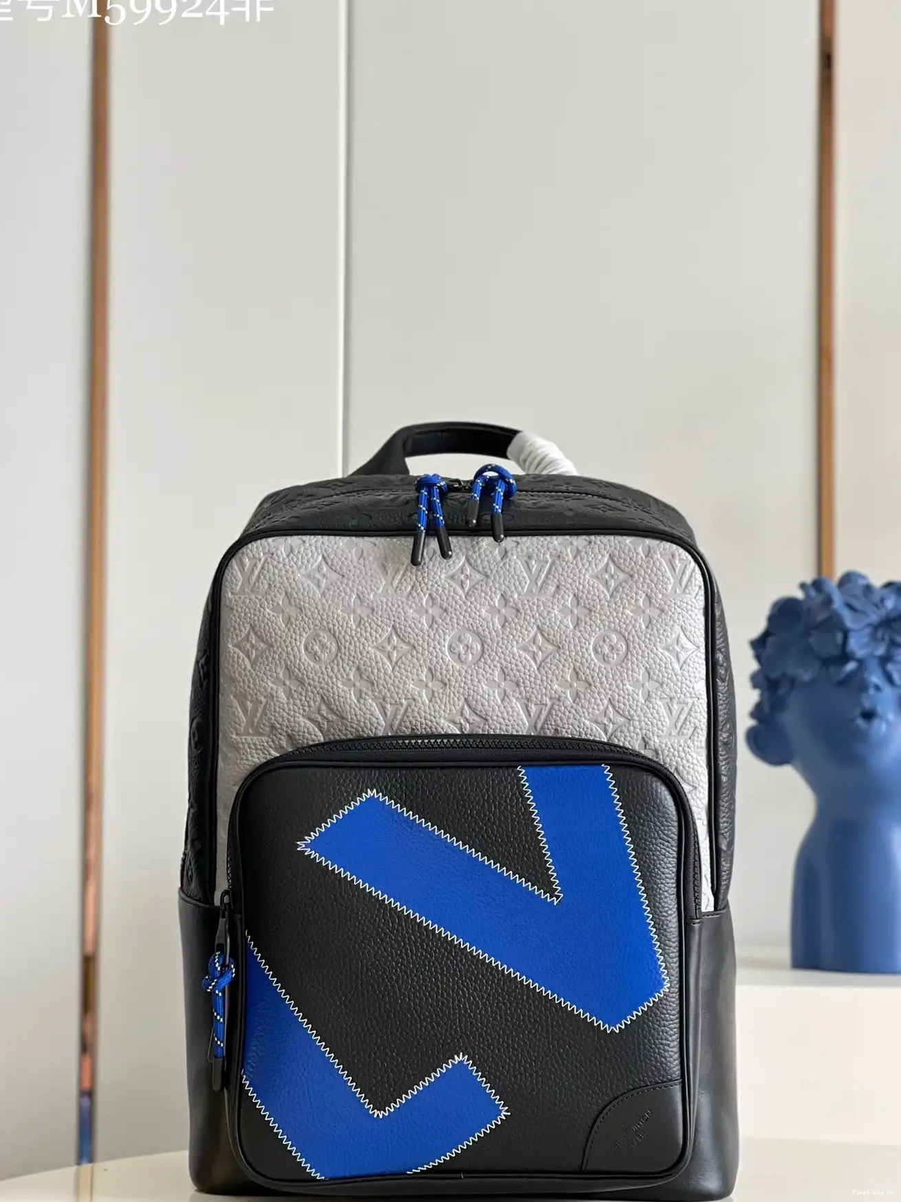 Louis BACKPACK Vuitton DEAN 0525